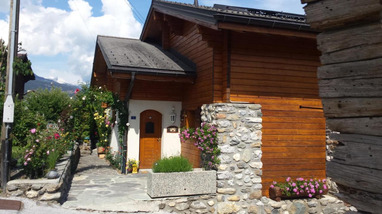 Bed and Breakfast La Grange A Caroline Ayent Zewnętrze zdjęcie